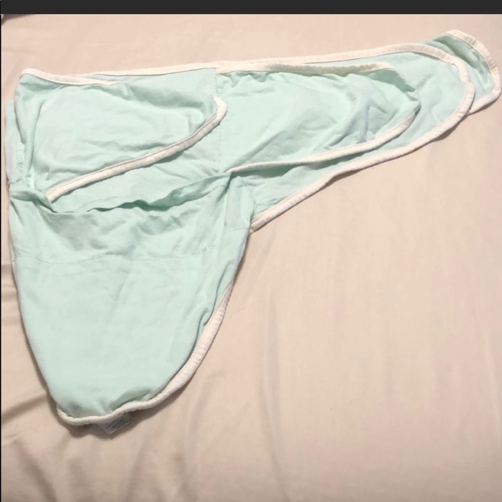 Miracle Blanket Swaddle